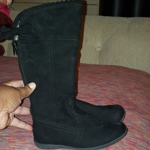 Knee high black kids suede boots with bow on back!